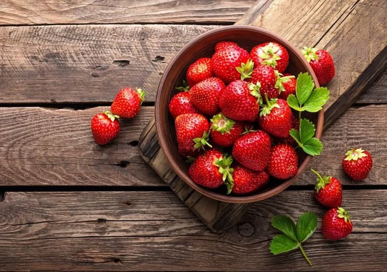 Alimentos de temporada de mayo: las frutas y verduras que debes comer este mes
