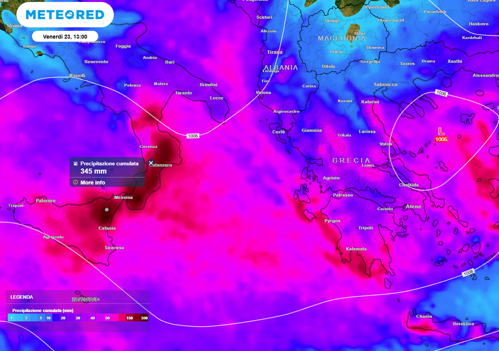 Queste sono le piogge attese nei prossimi giorni fra Calabria e Sicilia, secondo il nostro modello di riferimento, basato su dati ECMWF. Attesi fino a 350 mm di pioggia.