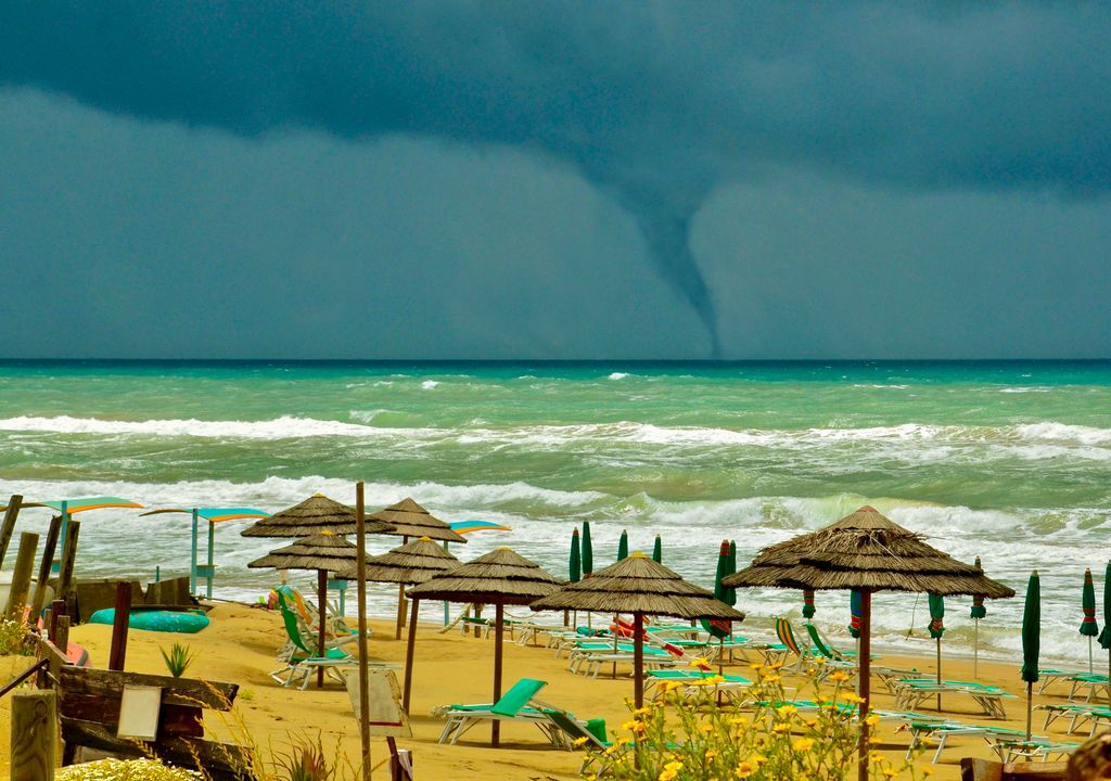 Tromba marina in mare aperto