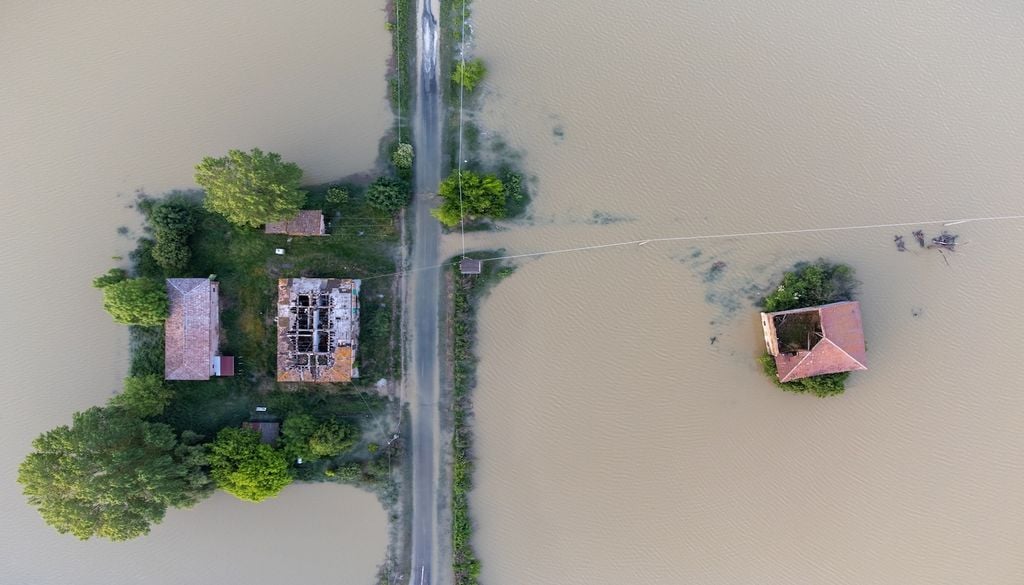Campagne allagate durante l'alluvione in Romagna del maggio 2023.
