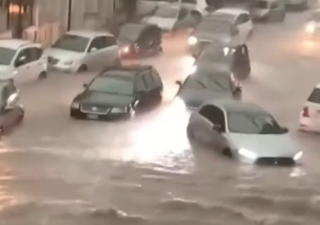 Alluvione lampo nell'Agrigentino: fino a 70 mm di pioggia in sole 2 ore, una donna dispersa a Favara. I Video