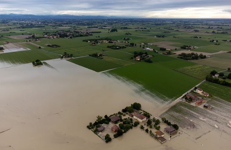 Alluvioni in Italia, settembre &egrave; un mese da tenere d'occhio: ecco cosa &egrave; successo negli ultimi 26 anni