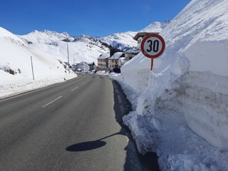 Nach dem schneearmen Winter jetzt bis zu 2 Meter Schnee in den Alpen!