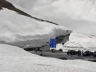 In den Hochlagen der Alpen liegt noch immer viel Schnee! Was bedeutet das für die Gletscher in diesem Sommer?