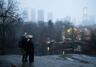 Tormenta invernal origina nevada en ciudad de Nueva York, pero en Central Park se sigue registrando bajos acumulados