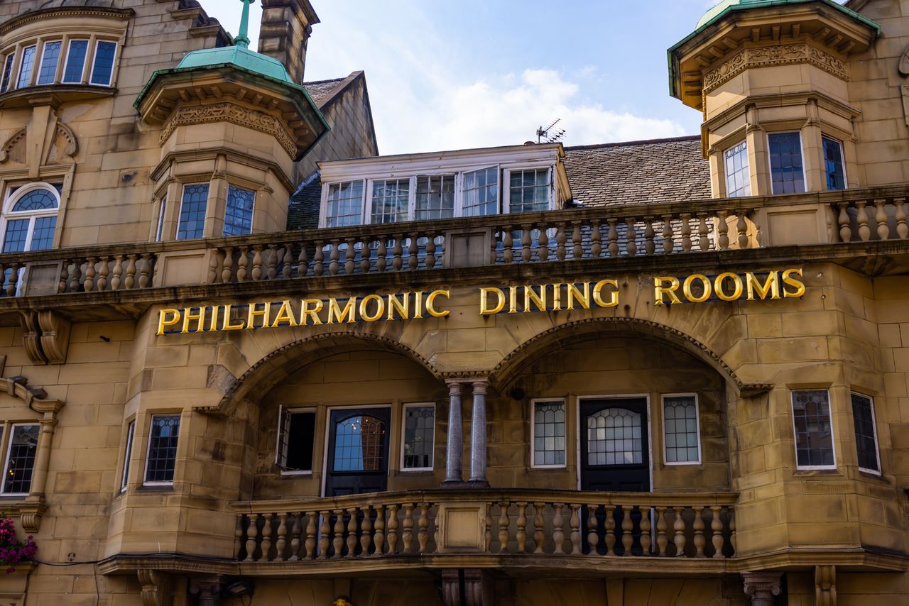 Traditionstränke in Liverpool: Hier nahmen schon die Beatles gelegentlich ein Bier. Foto: Adobe Stock