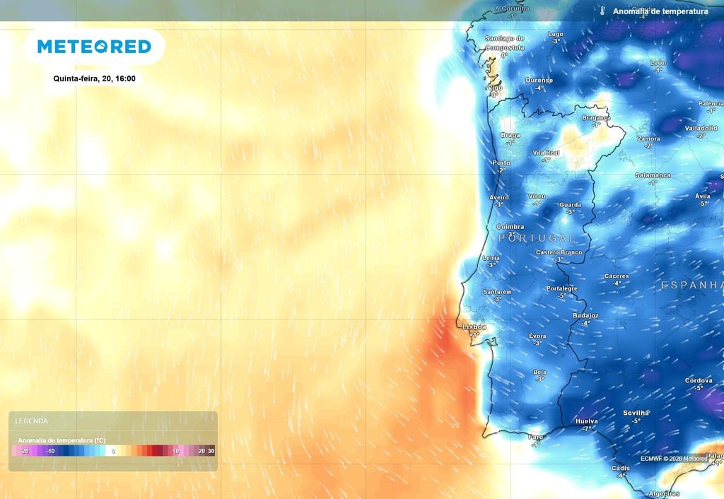 Este mapa da anomalia de temperatura de quinta-feira (21) indica quase todo o país "manchado" por tons azuis, sugerindo um registo de temperaturas geralmente inferiores ao habitual.