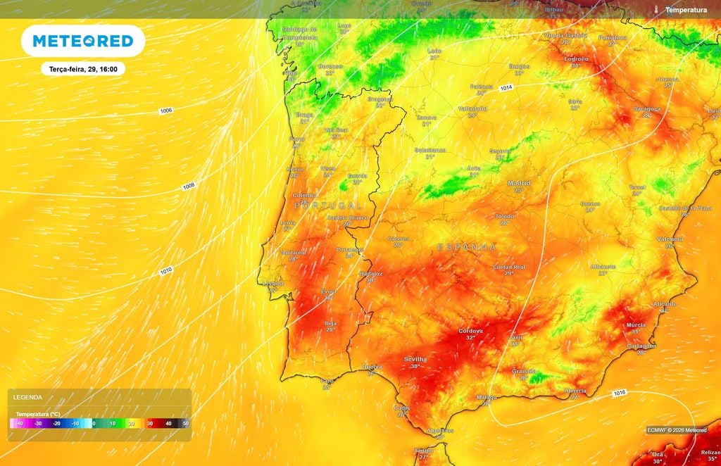 Terça-feira ainda terá temperaturas próximas dos 30 ºC em várias regiões O ECMWF prevê cerca de 28 ºC em Coimbra, Santarém, Évora e Beja durante a tarde de terça-feira, enquanto o Norte apresentará valores mais baixos.