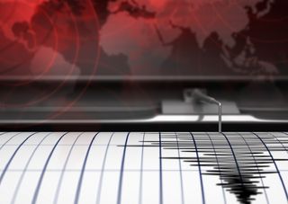 Nuovo forte terremoto a Santorini, eventi sismici anche in Croazia, Marocco e sull'Etna: cosa succede nel Mediterraneo?