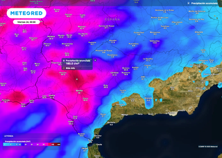 Andalucía seguirá bajo el río atmosférico hasta el jueves, con Huelva y Sevilla como auténticos 'exprimidores' de lluvia