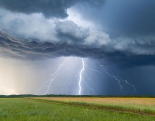 Andrea Danta se&ntilde;ala las horas m&aacute;s delicadas por las tormentas en Galicia y en el oeste de Castilla y Le&oacute;n