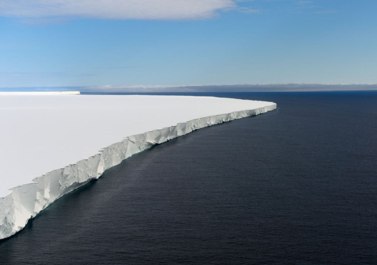 La plataforma de hielo de Ross es la más grande de la Antártida. Imagen: Expediciones a todo el océano.