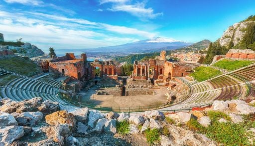 Gli antichi teatri greci in Sicilia: i segreti dell&rsquo;acustica che sfida il vento