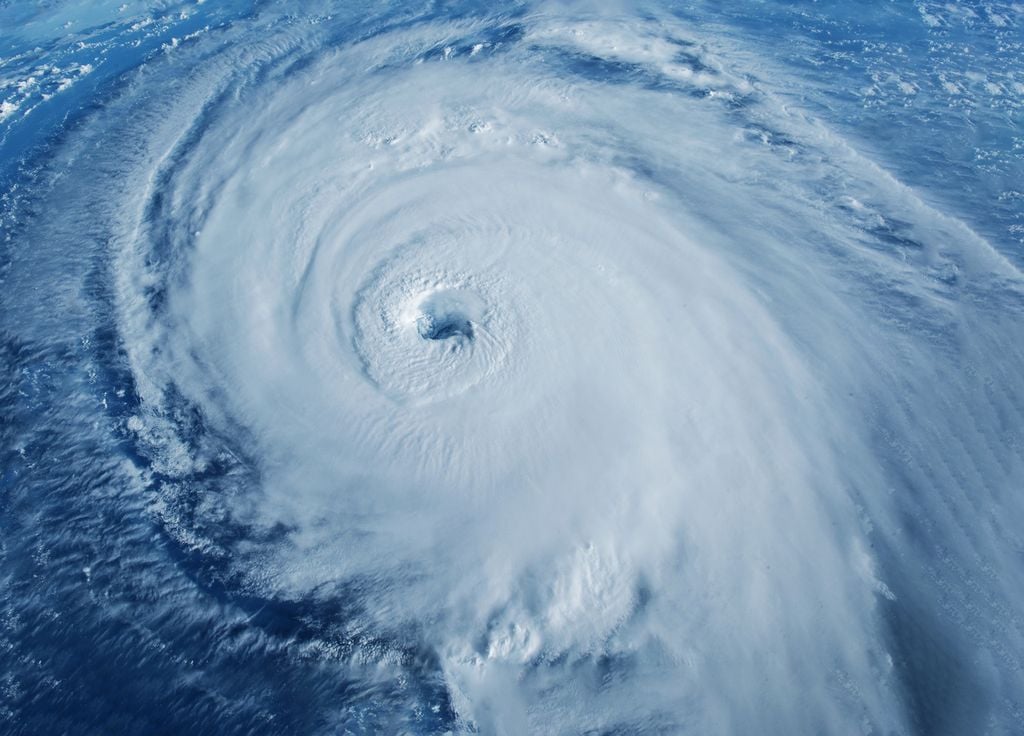 Ouragan catégorie 5 vu de l'espace NASA prétexte