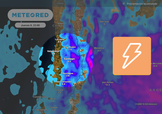 Anuncian chubascos, truenos y vientos en la Región Metropolitana: a esta hora se sentirá el efecto de una baja segregada