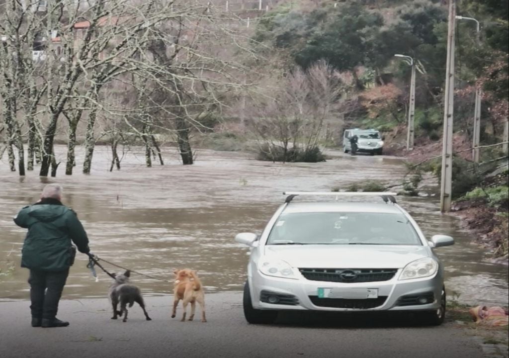 Inundações em Gondomar, após o caudal do rio Sousa transbordar. Foto: reprodução Facebook/Guarda Nacional Republicana