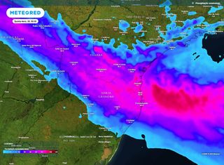 Após frente fria, Região Sul continua sob alerta de chuvas intensas até a quarta-feira, 27; confira as áreas em risco