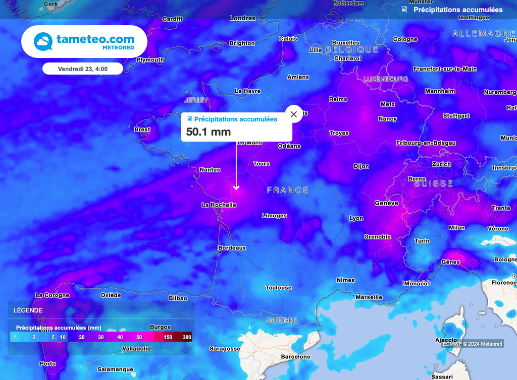 Entre hier mercredi et la fin de nuit prochaine, c'est un axe Centre-Ouest / Nord-Est qui est le plus sujet aux fortes accumulations de pluie.