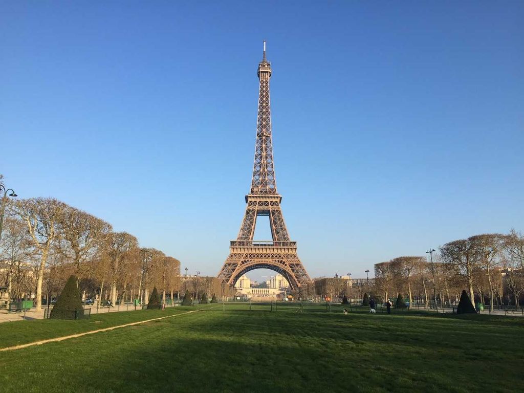 Après le pic de chaleur à 32°C ce dimanche, les températures perdront à Paris plus de 10°C en l'espace de 48h.