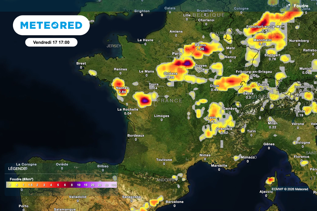 Des orages parfois forts attendus cet après-midi ! Des orages parfois forts attendus cet après-midi !