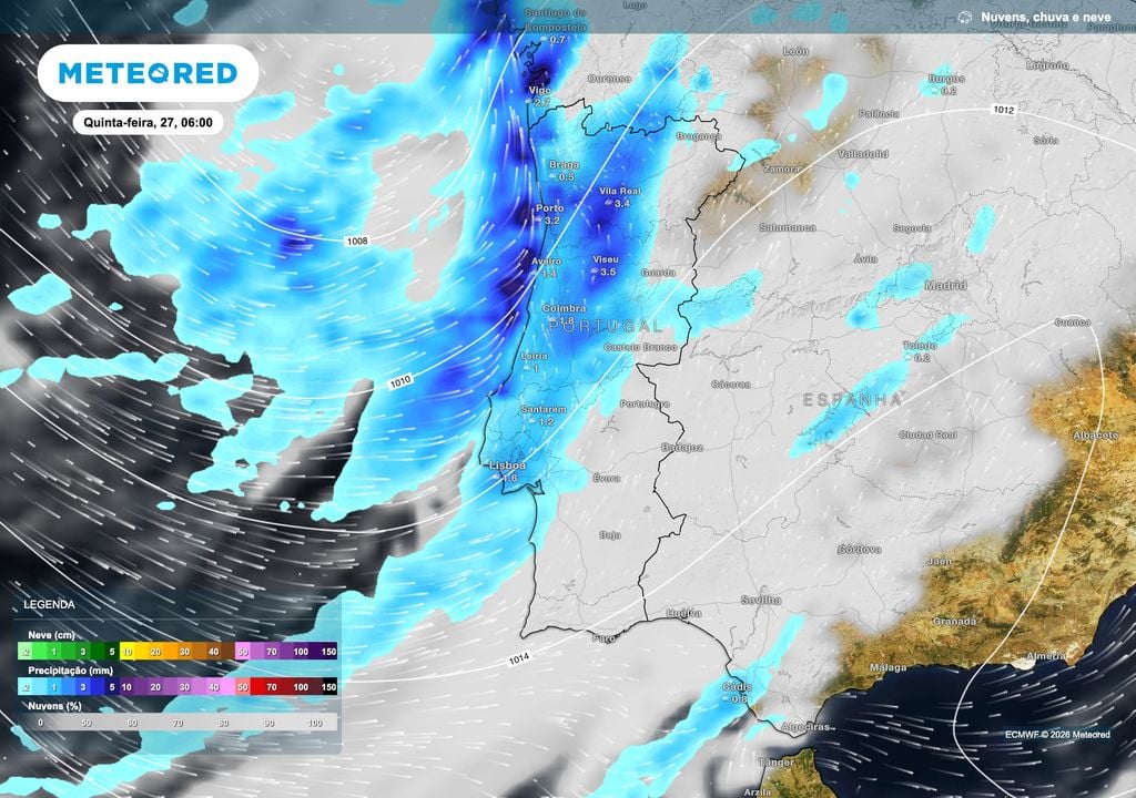 Às 06h de quinta-feira, a faixa de precipitação deverá estender-se do Norte até à região de Lisboa, ganhando também expressão no interior Norte e Centro.