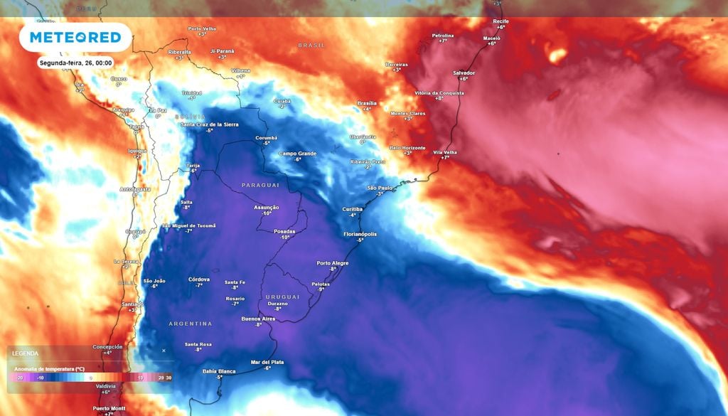 Previsão de anomalias de temperatura em 850 hPa. Previsão de anomalias de temperatura em 850 hPa mostra uma massa de ar frio atuando sobre o Brasil, fazendo as temperaturas caírem sobre estados do Sul, Sudeste e Centro-Oeste.