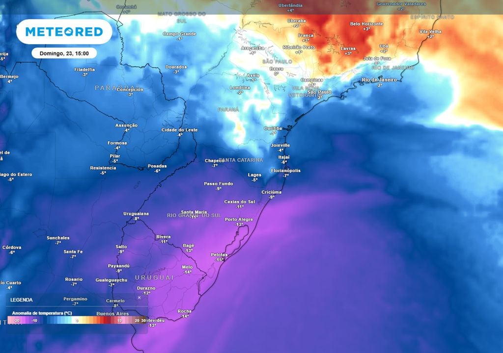 Previsão de anomalias de temperatura no domingo durante a tarde. Previsão de anomalias de temperatura no domingo durante a tarde mostra uma massa de ar polar mais intensa avançando pela região Sul e pelo MS, fazendo as temperaturas caírem.