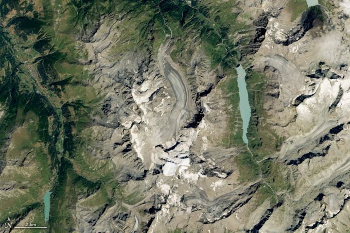 Imagen del glaciar Corbassière tomadas por Landsat 8 en agosto de 2023. NASA