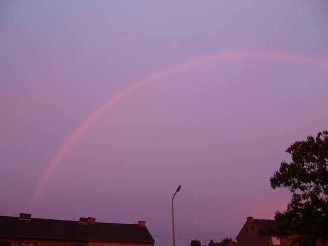 Arco Iris Misterioso: ¿sin Sol Y Sin Lluvia?