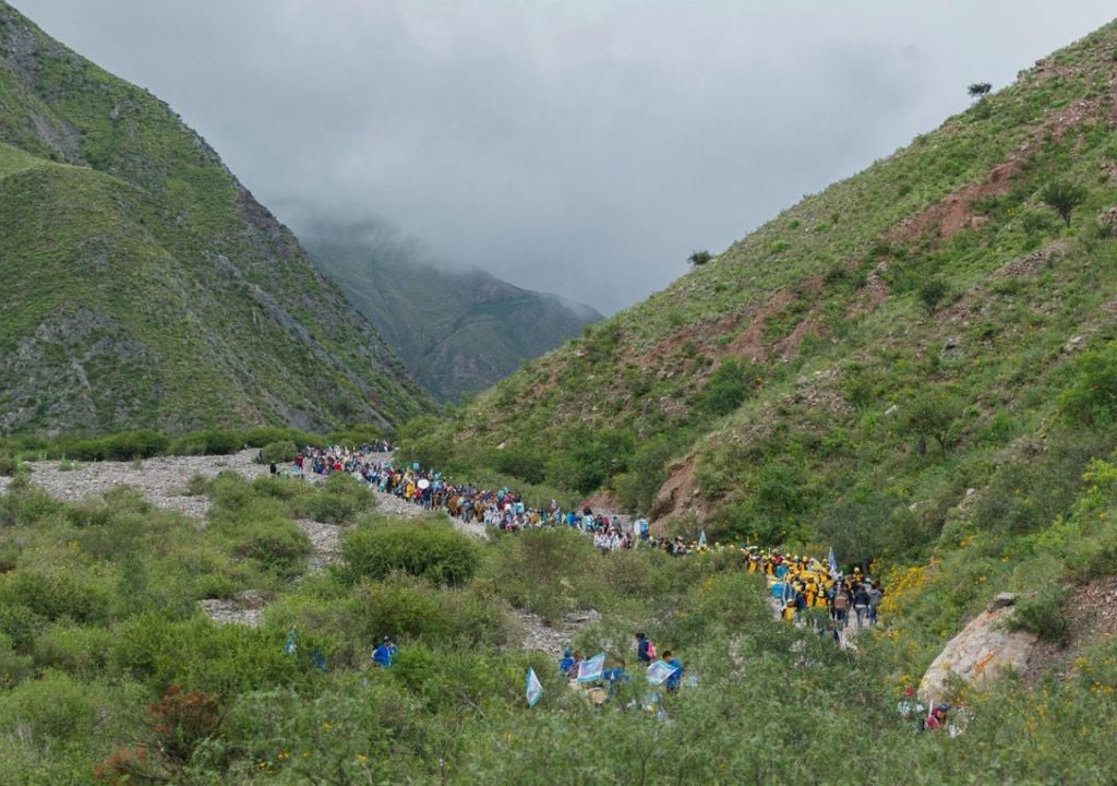 Peregrinación y descenso de la Virgen de Punta Corral en Jujuy Peregrinación y descenso de la Virgen de Punta Corral en Jujuy