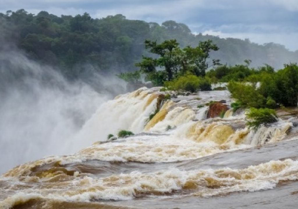 Sistema Acuífero Guaraní Argentina, Brasil, Uruguay y Paraguay Sistema Acuífero Guaraní Argentina, Brasil, Uruguay y Paraguay