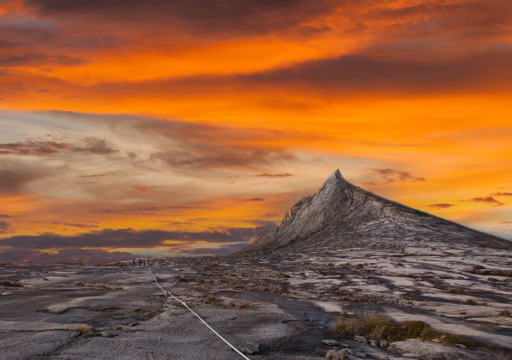 El monte Kinabalu El monte Kinabalu