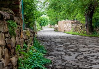 Argentina tiene un pueblito histórico que solo se puede explorar a pie (y que además es uno de los más bellos del mundo)