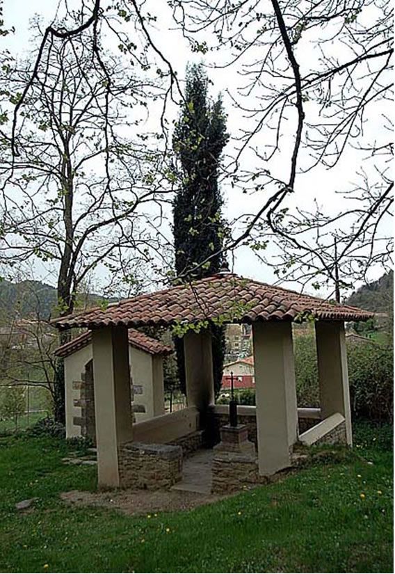Arquitectura Y Meteorología Popular: Los Esconjuraderos Y Los Comunidors Arquitectura Y Meteorología Popular: Los Esconjuraderos Y Los Comunidors