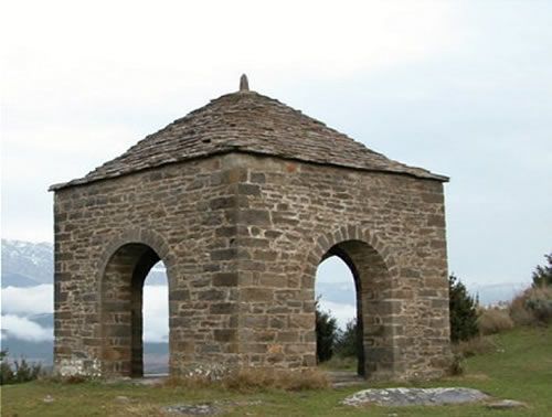 Arquitectura Y Meteorología Popular: Los Esconjuraderos Y Los Comunidors Arquitectura Y Meteorología Popular: Los Esconjuraderos Y Los Comunidors