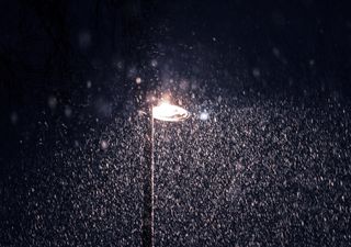 Arriva la neve? Ecco che scatta la mania! Alla scoperta del lampionismo: di cosa si tratta e come curarlo