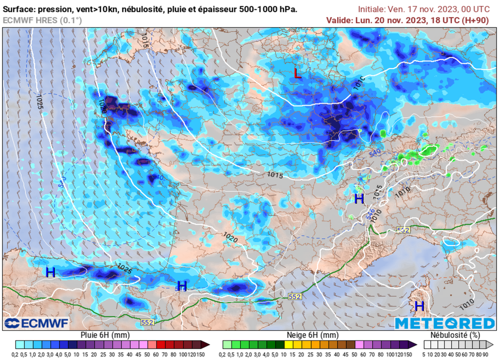 Passages pluvieux encore assez présents lundi mais ils auront tendance à se raréfier dans la semaine.