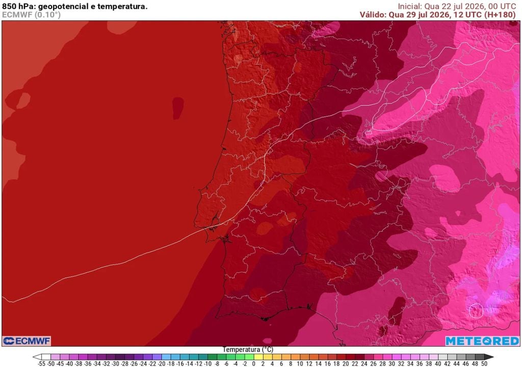 Uma crista anticiclónica e uma massa de ar muito quente deverão dominar a Península Ibérica, favorecendo temperaturas elevadas em Portugal continental durante o pico de um curto episódio de calor.