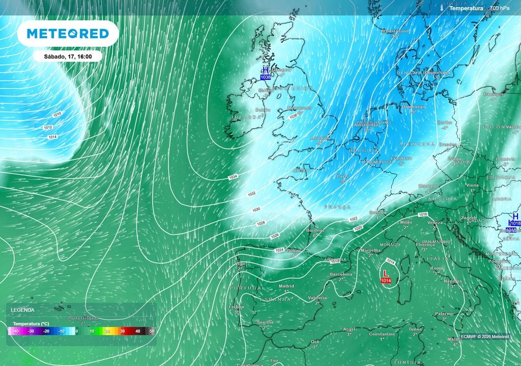 No sábado, uma massa de ar (em altitude) de origem polar avançará para sul, aproximando-se da Península Ibérica. A configuração do anticiclone a norte da Europa favorecerá o transporte de ar mais frio para latitudes mais baixas.