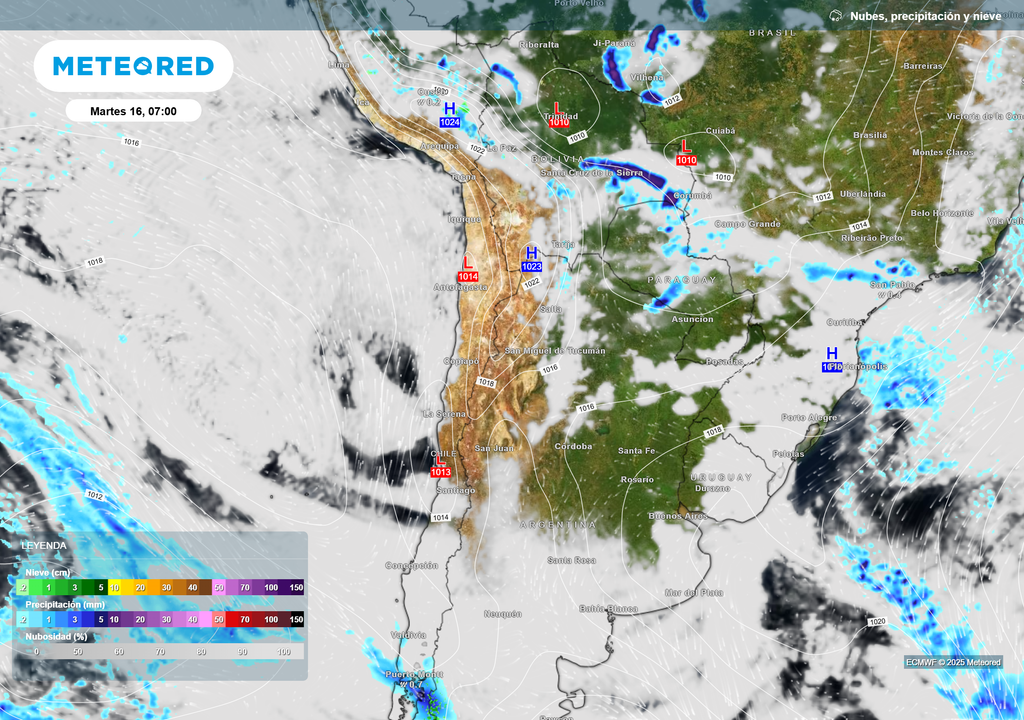 La mañana del martes 16 de septiembre muestra nubosidad en aumento en la zona central de Chile, con presencia de baja presión y cobertura de nubes que podría extenderse hacia el centro-norte durante la jornada.