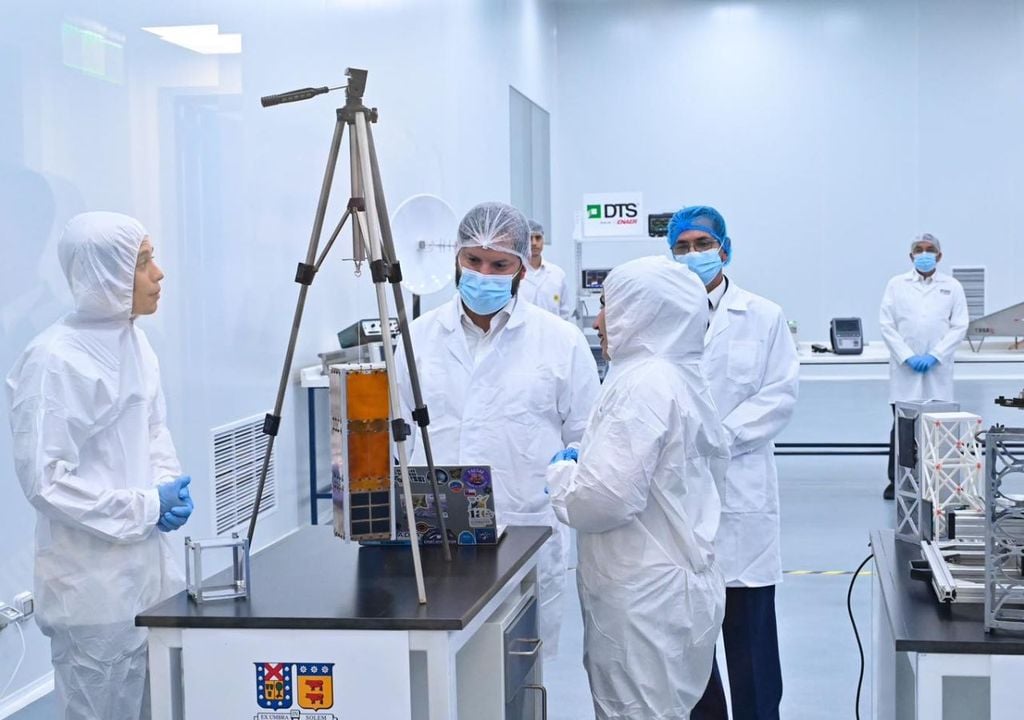 Laboratorio de satélites