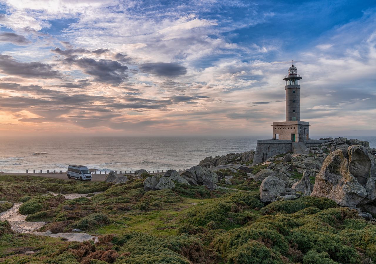 Uno de los lugares más mágicos y tranquilos de la Costa da Morte es este espectacular faro.