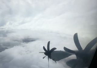 Video: un avión cazahuracanes se adentra en el ojo del devastador huracán Melissa revelando un gran efecto estadio