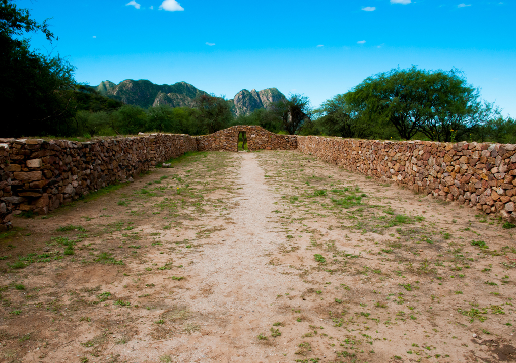 Machu Picchu Argentino En El Shincal de Quimivil se organizaba la vida social y política de los incas en la región (administraban recursos, rutas comerciales y actividades ceremoniales).