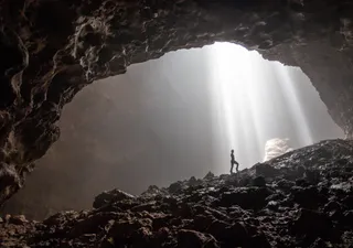 Así es la cueva más profunda del mundo: un viaje al centro de la Tierra
