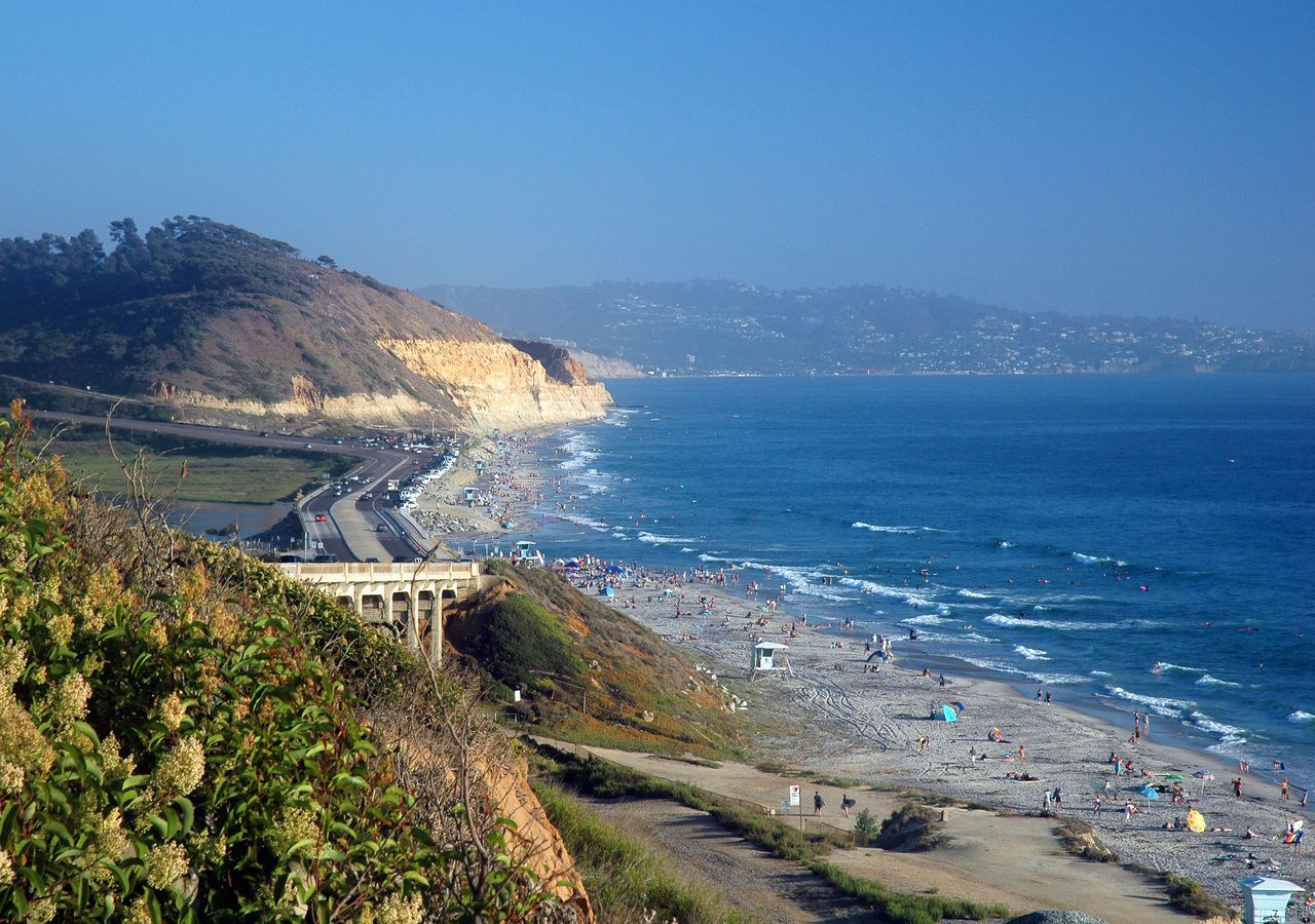 Las playas en el sur de California presentan un grave problema de contaminación de todo tipo, desde plásticos hasta material biológico.