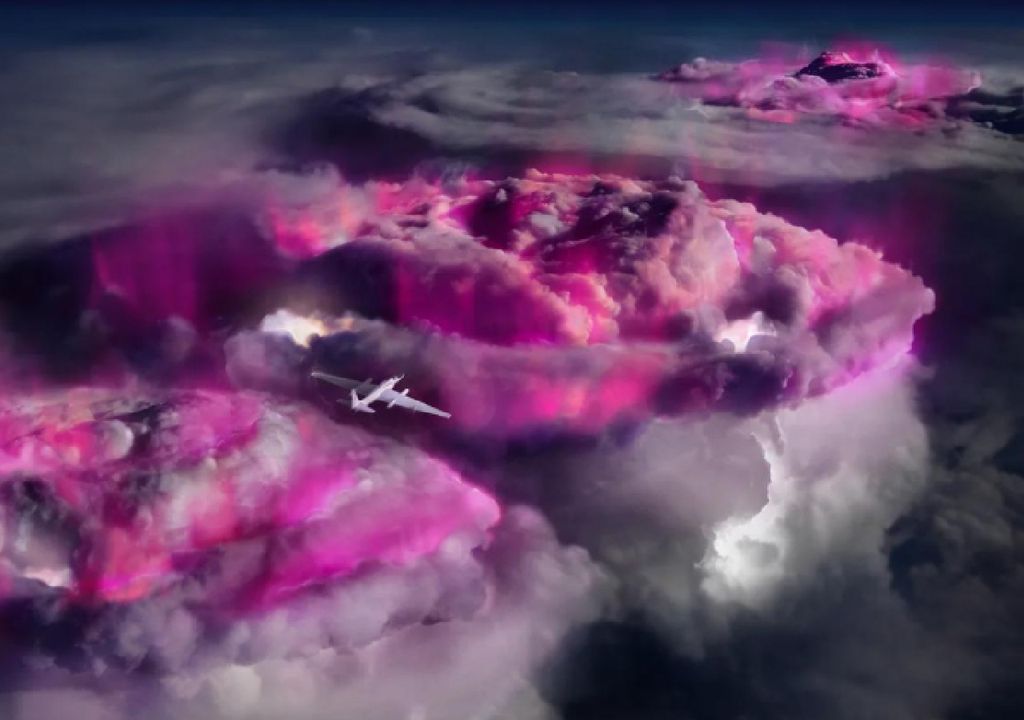 un avión espía de la NASA de gran altitud lleva instrumentación para registrar destellos de rayos gamma terrestres de color púrpura en nubes de tormenta. Crédito: Equipo NASA/ALOFT. Todos los derechos reservados.