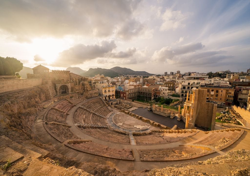 Teatro construido entre los años 5 y 1 a. C. en la ciudad de Cartago Nova, actual Cartagena.