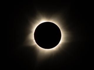 This is How Experts Plan to Create Artificial Solar Eclipses in Space to Study the Heart of the Sun
