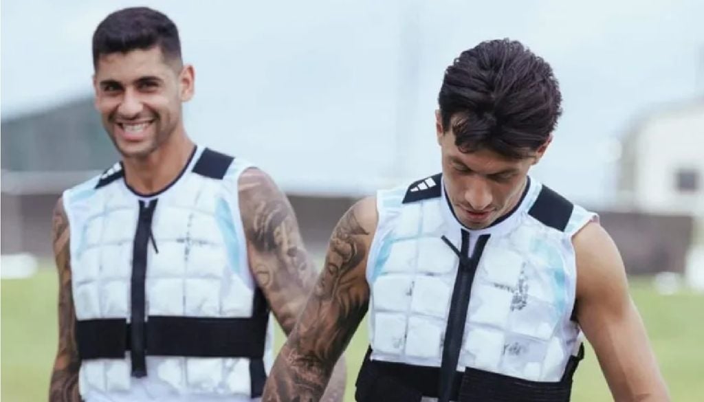 Chaleco refrigerante Adidas CLIMACOOL SYSTEM La estrategia médica busca neutralizar el desgaste acumulativo que generan las altas temperaturas y la humedad características de esta época del año.